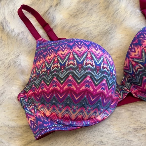 Victoria’s Secret Pink Magenta Tribal Print Wear Everywhere Push Up Bra 34C - Picture 3 of 5